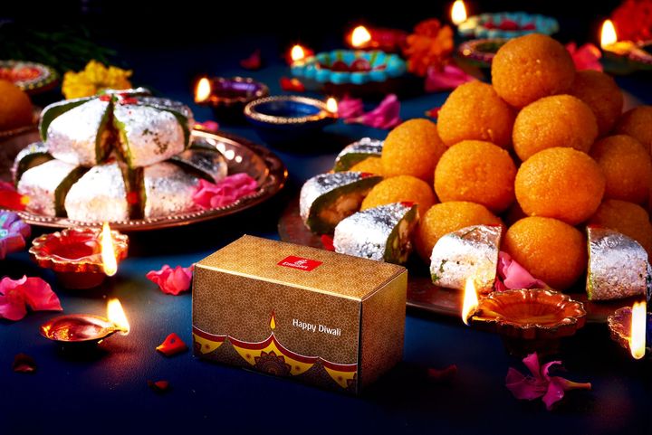 Emirates Airlines Celebrates Diwali with Festive Onboard Offerings